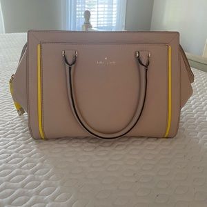 Shoulder or crossbody